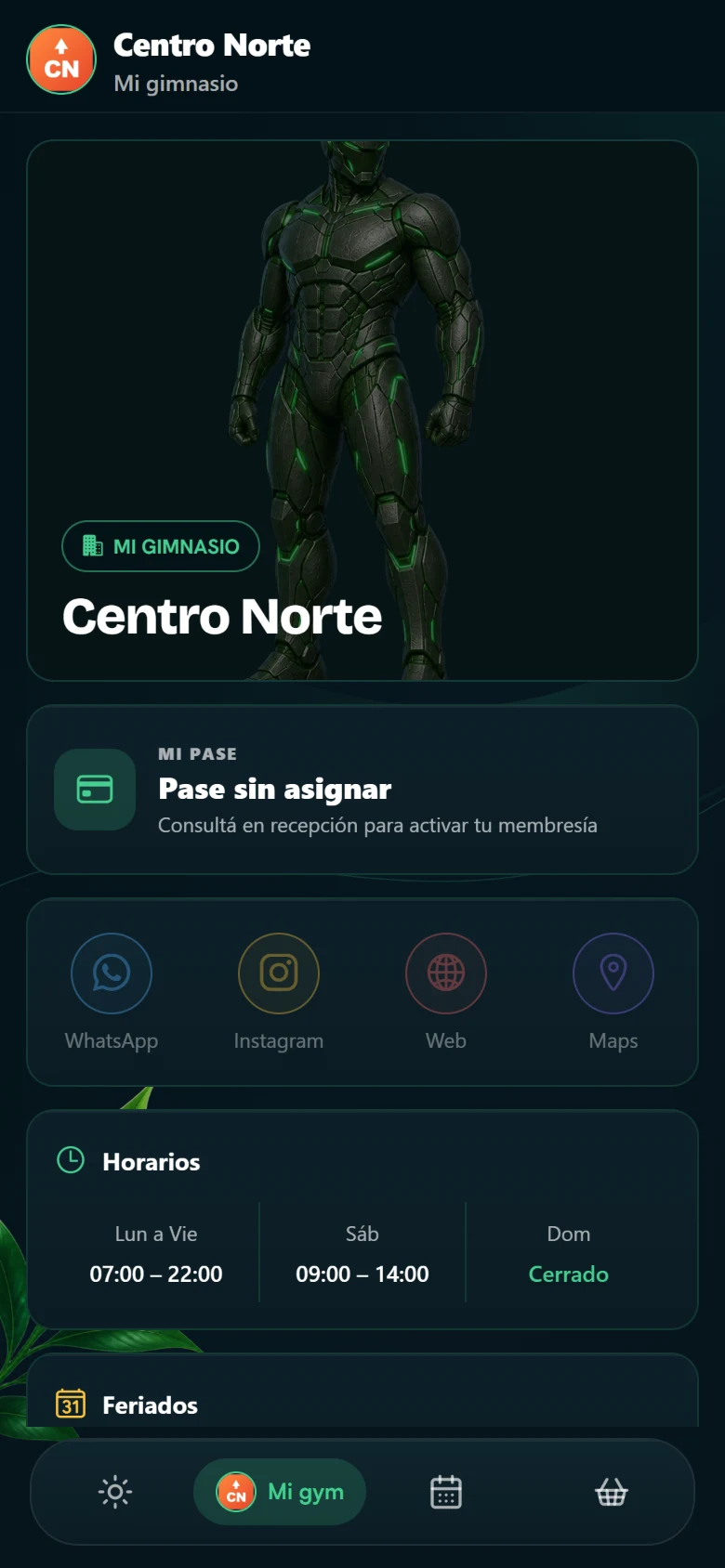 Mi gym en la aplicación de una socia: el logo del centro arriba y en la barra de abajo, su pase, contacto y horarios de la semana
